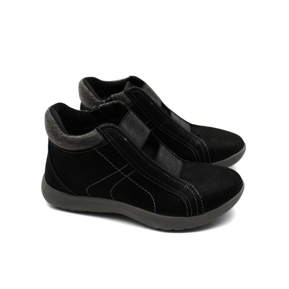 Women S Clarks Adella Bend Booties - Picture 3 of 7